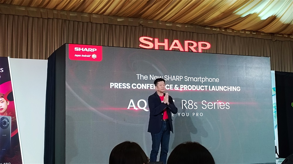 Penjualan Melempem, Sharp Tetap Bertahan di Pasar Smartphone Indonesia