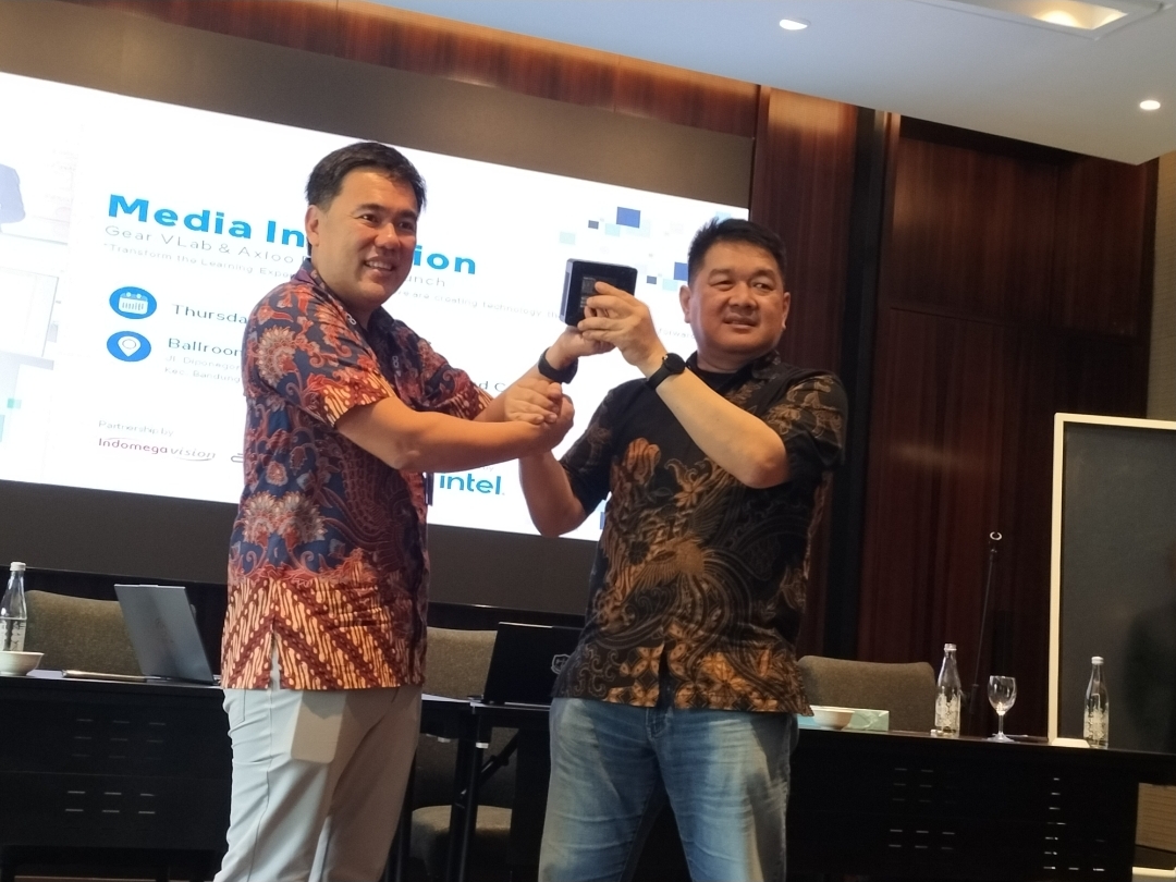 GEAR VLab Dorong Kualitas Pendidikan di Indonesia Melalui Teknologi Virtualisasi Intel dan Axioo