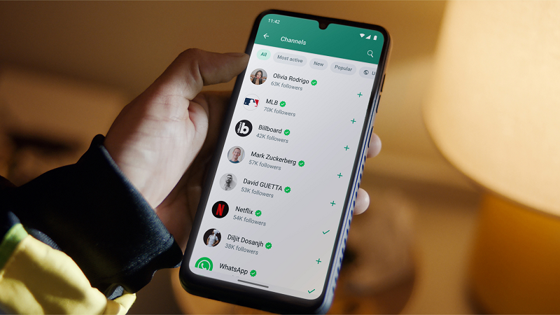 Update WhatsApp Mudahkan Pengguna Terima Notifikasi dari Channels