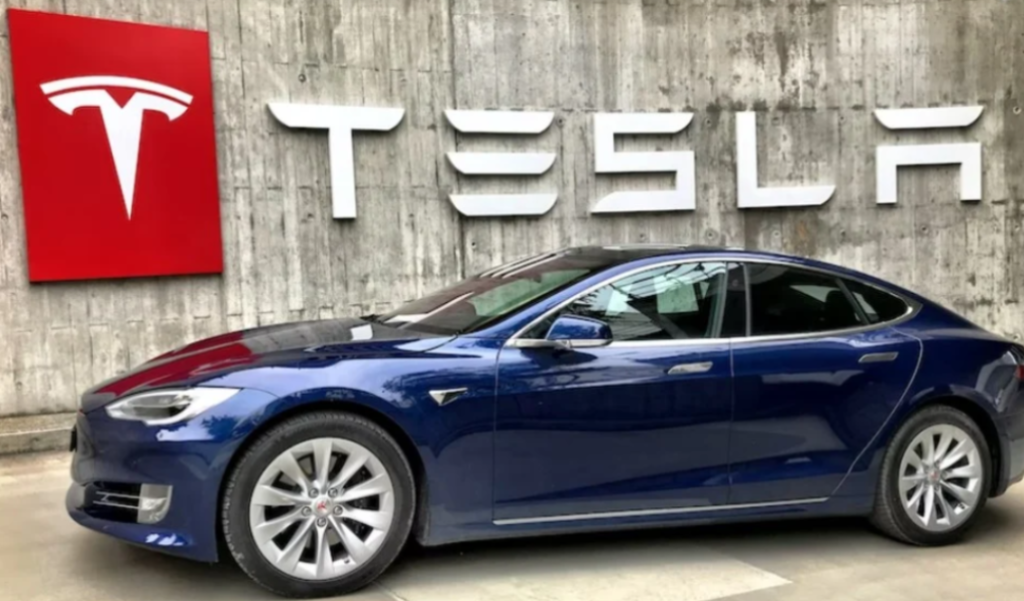 Penjualan Mobil Listrik Tesla Sepanjang 2023 Lewati Target