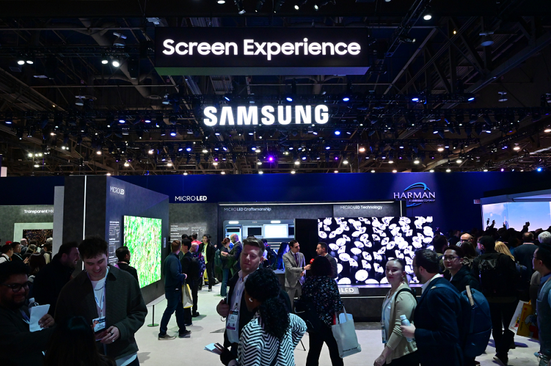 CES 2024, Samsung Umumkan Robot Ballie hingga Layar MicroLED Transparan