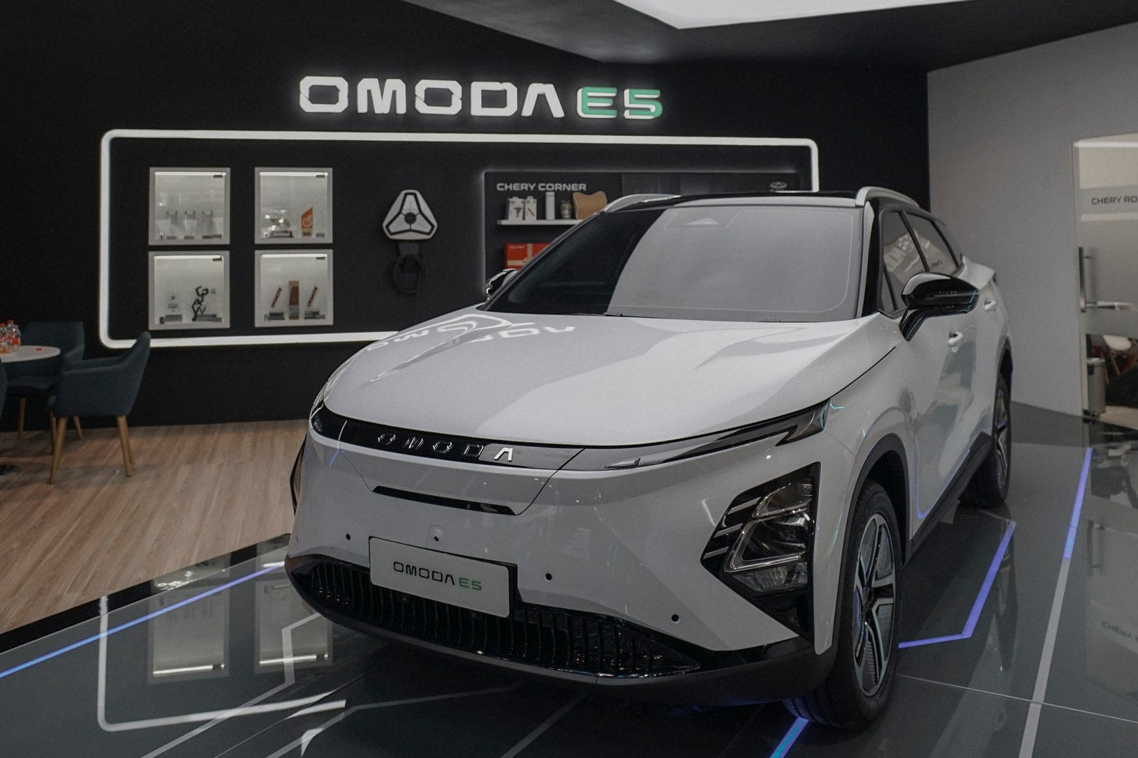 Mengupas Teknologi Mobil Listrik Chery Omoda E5, Ada Chipset Snapdragon