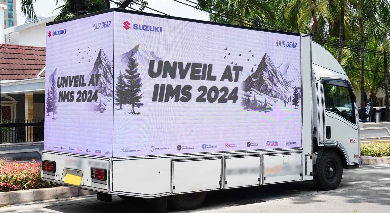 Jelang IIMS 2024, Suzuki 'Kampanye' Pakai Teknologi Videotron Berjalan