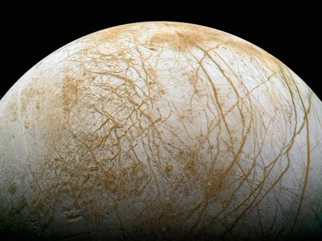 Ilmuwan Jelaskan Mengapa Bulan Jupiter "Europa" Tak Mendukung Kehidupan