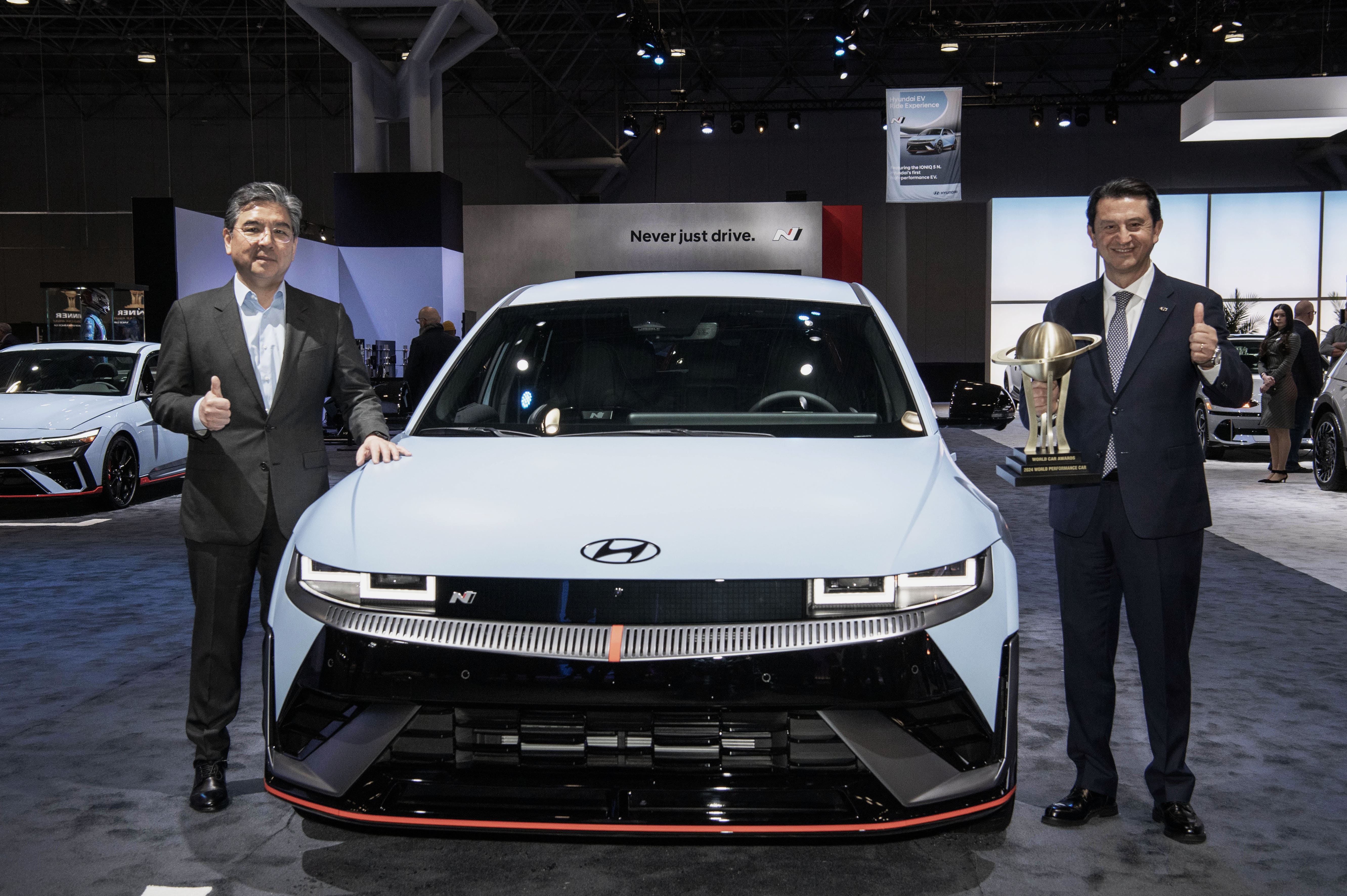 Hyundai Ioniq 5 Dapat Gelar World Performance Car 2024