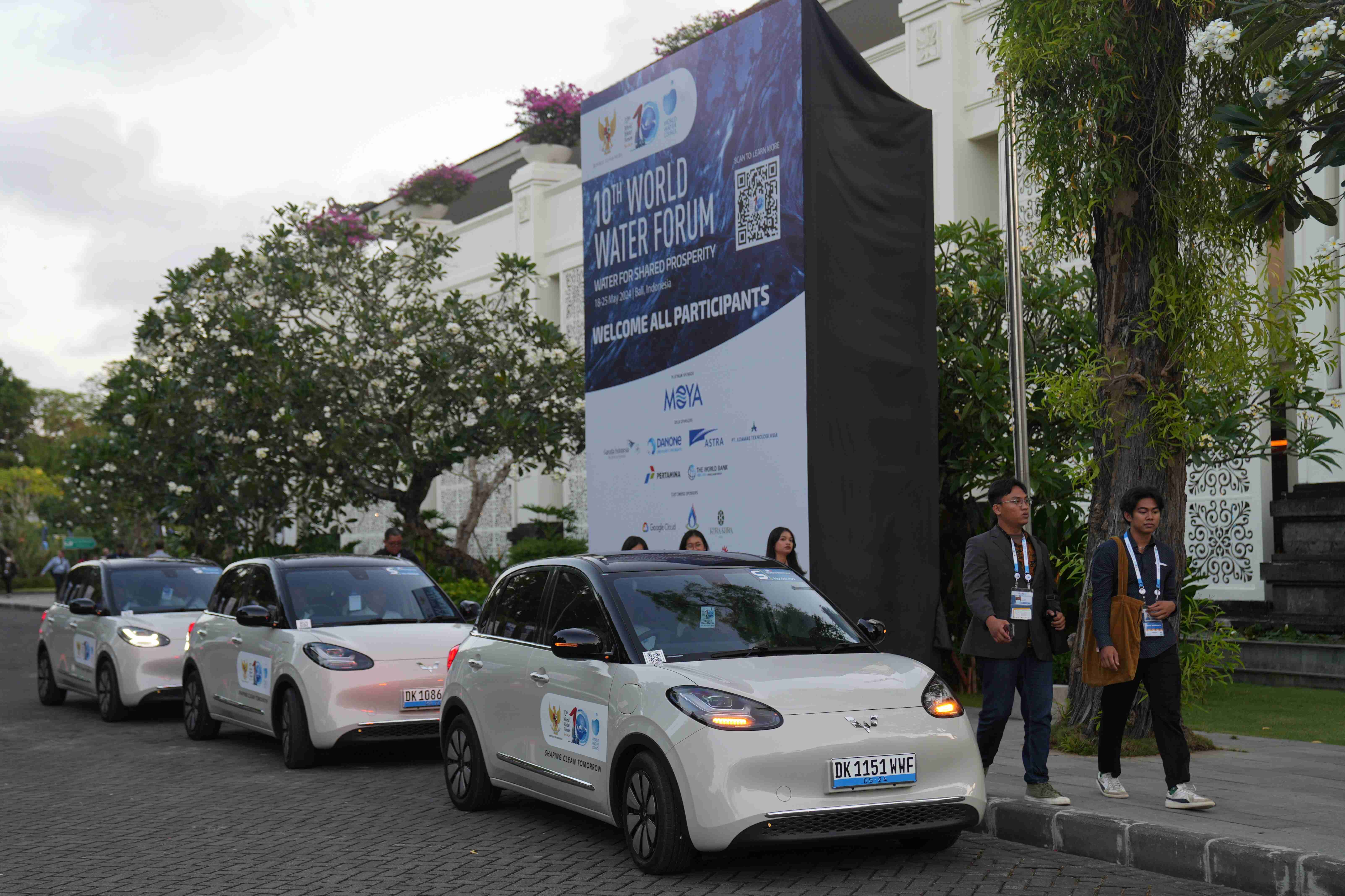 Mobil-mobil Listrik Wuling Meriahkan Perhelatan World Water Forum 2024