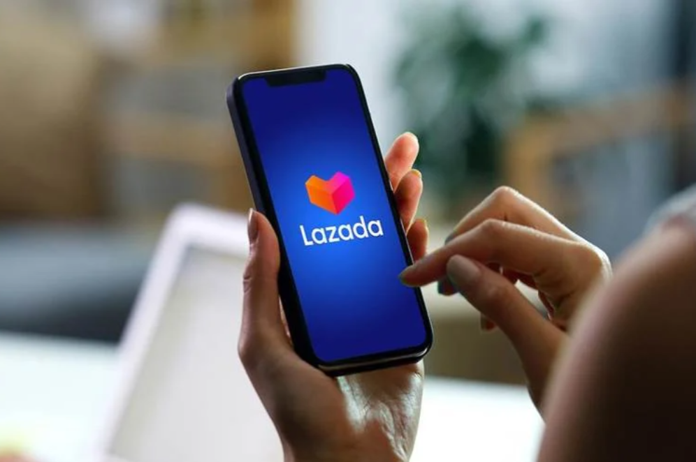 LazzieChat di Lazada Bisa Jadi Asisten Belanja Pribadi Pengguna