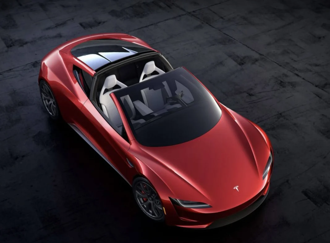 Elon Musk Klaim Mobil Listrik Tesla Roadster Mampu Terbang