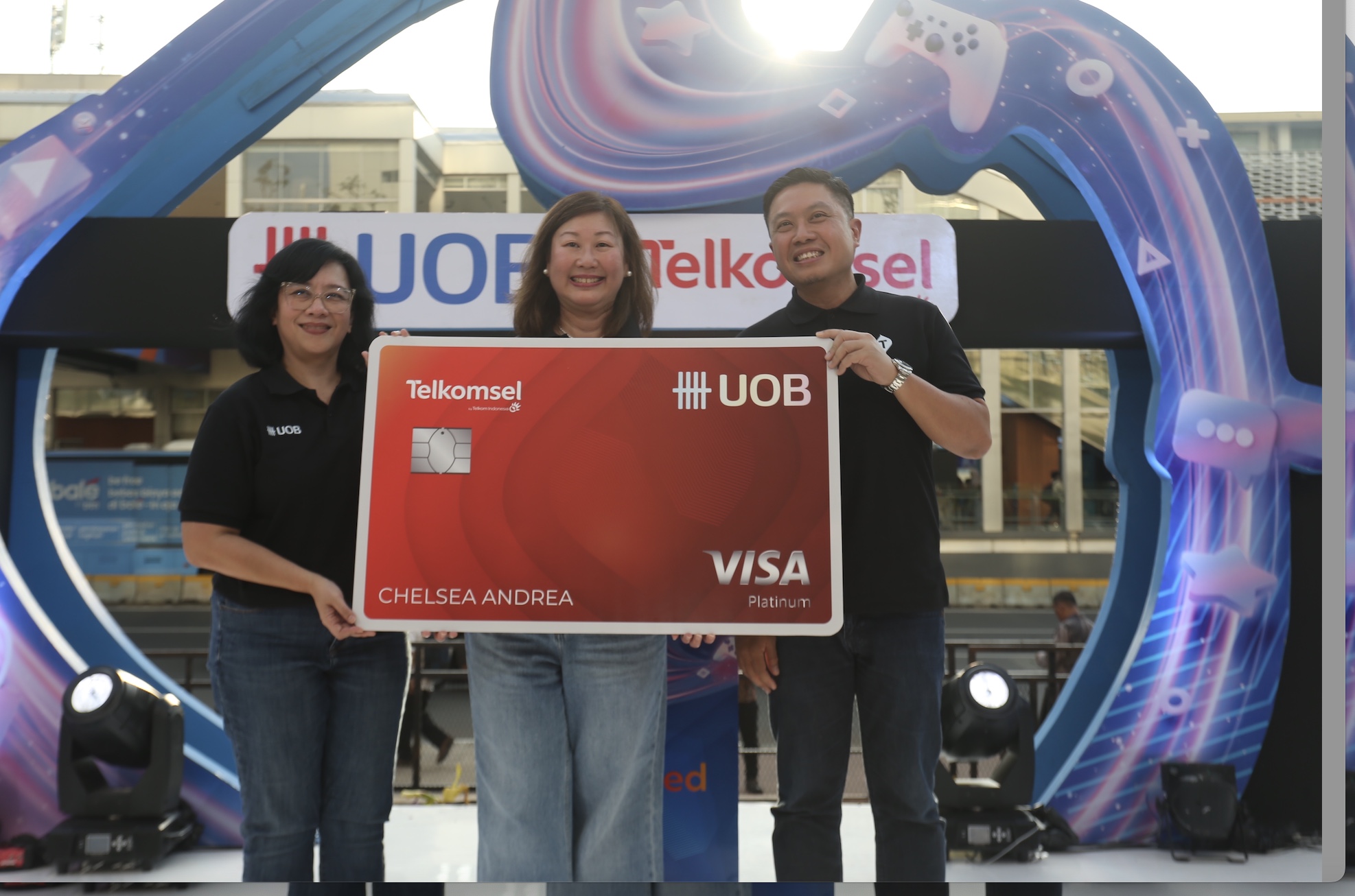 UOB Indonesia Luncurkan Kartu Kredit Co-Branded Bersama Telkomsel