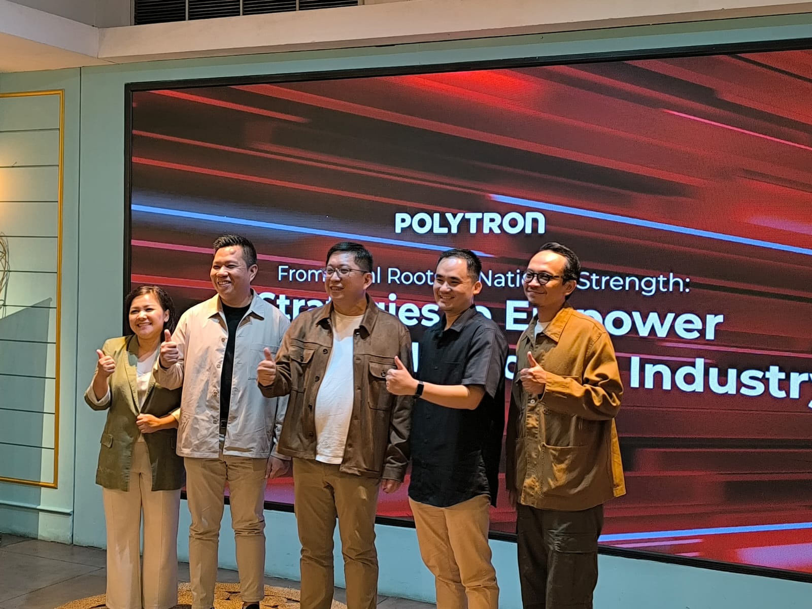 Siap-siap, Tahun Ini Mobil Listrik Polytron Buatan Indonesia Meluncur